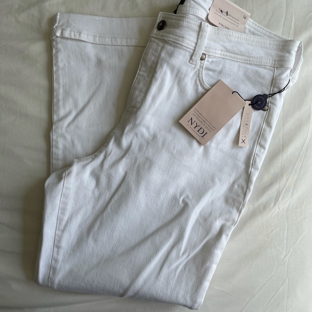 NWT NYDJ Marilyn Straight Crop White Denim Jeans
